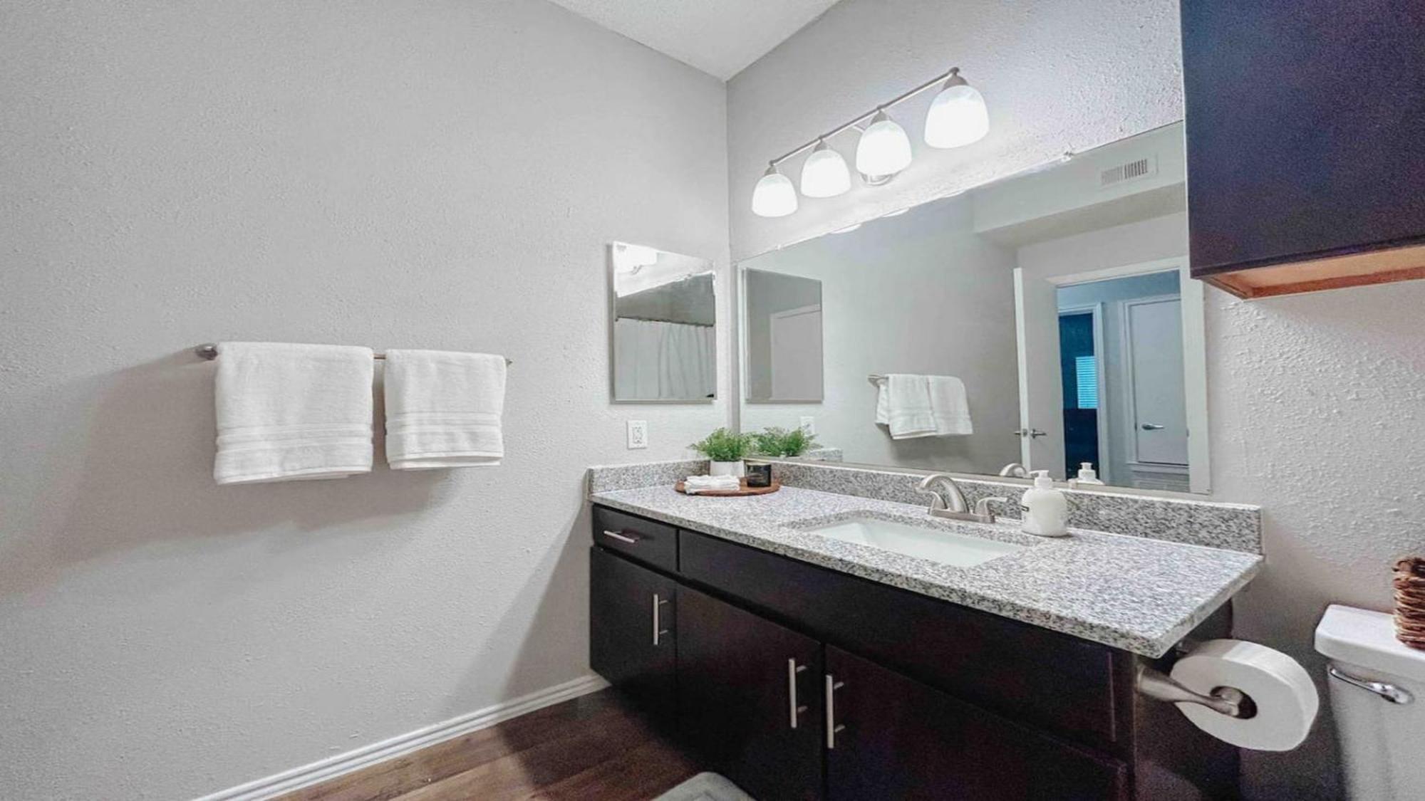 Spacious Family Value Retreat With Pool & Garage Apartment